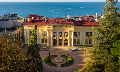 Свисс отель Резорт Сочи Камелия / «Swissotel Resort Sochi Kamelia» Сочи - Фото 1. Территория