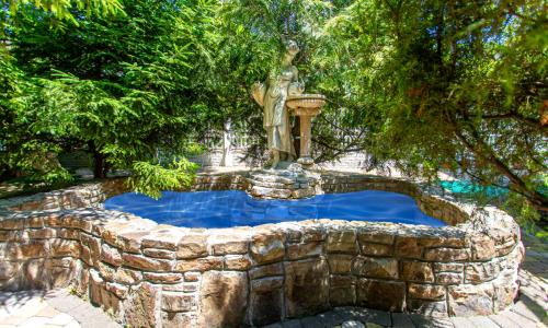 Отель Парфенон Дивноморское, Геленджик - Фото 8. Территория