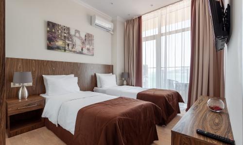 APART-HOTEL SPA «ПРЕСТИЖ» Адлер, Сочи - Фото 62. Апартаменты Премиум 4-местный 3-комнатный (с видом на море)