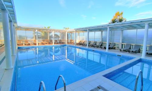 Alex Resort & Spa Hotel Гагра - Фото 15. Бассейн с морской водой