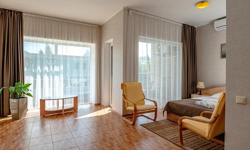 Отель Медведь Резорт Коктебель - Фото 4. «Medved Resort» / «Медведь Резорт» отель