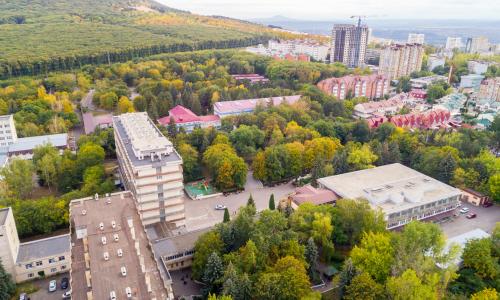Санаторий Лесная Поляна Пятигорск - Фото 6. Территория