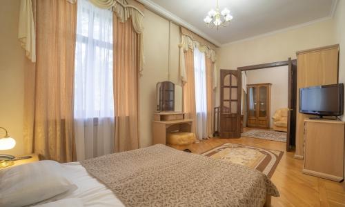 Санаторий Беларусь Сочи - Фото 111. Делюкс 2-местный 2-комнатный (Главный корпус)