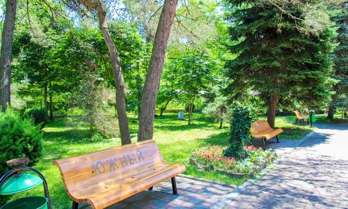 Пансионат Южный (БЕТТА) Геленджик - Фото 9. Территория