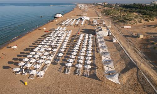 Miracleon Летняя Резиденция Дача Del Sol Anapa 5* Витязево, Анапа - Фото 46. Пляж