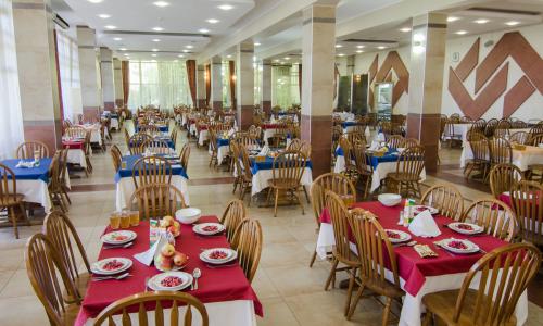 Пансионат Орбита 1 Адлер, Сочи - Фото 16. Столовая