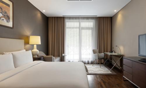 Sochi Marriott Krasnaya Polyana Красная Поляна, Сочи - Фото 89. Апартаменты 6-местные 4-комнатные (с 3 спальнями)