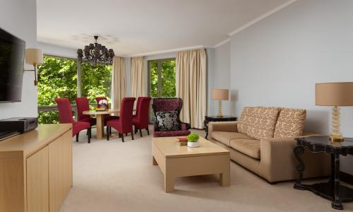 ПРИМОРЬЕ GRAND RESORT HOTEL Геленджик - Фото 133. Апартаменты 4-местный 4-комнатный (4* корпус № 3, вид на море)