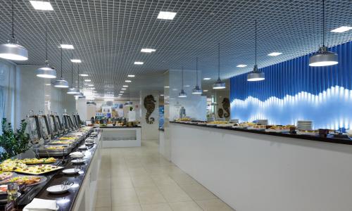 Sea Galaxy Hotel Congress Spa Сочи - Фото 13. Шведский стол