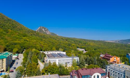 Санаторий Бальнеогрязелечебница Железноводск - Фото 7. Фасад