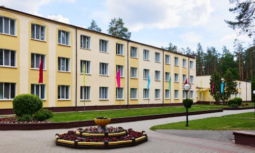 Санаторий Рассвет-Любань Минская область - Фото 1. Главный корпус