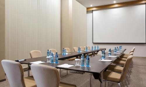 Sochi Marriott Krasnaya Polyana Красная Поляна, Сочи - Фото 80. Переговорная комната Aibga