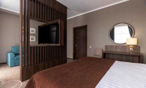 Movenpick Resort SPA Anapa Miracleon Витязево, Анапа - Фото 69. Apartment 4-местный 2-комнатный (с балконом и видом на бассейн)