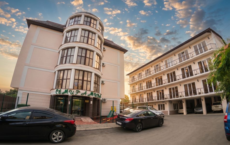 Отель Семирамида Архипо Осиповка, Геленджик - Фото 1. Внешний вид