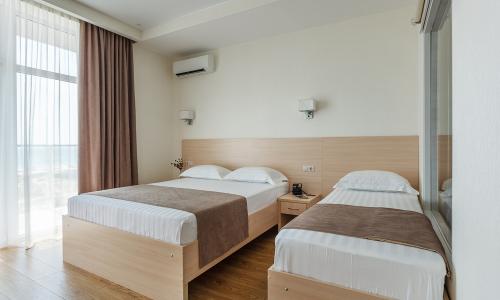Отель Дель Мар Инн / Del Mar Inn Витязево, Анапа - Фото 75. Стандартный 4-местный (вид на море)