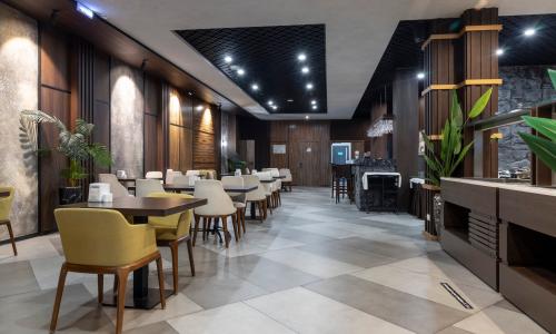 Отель Снега «Snega Apart Hotel by Provence» Эсто-Садок, Сочи - Фото 15. Лобби