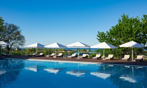 Отель Beton Brut Ultra All Inclusive SPA Витязево, Анапа - Фото 10. Бассейн