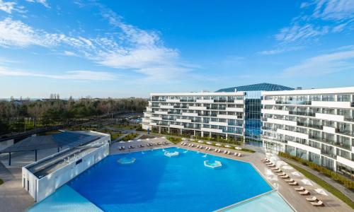 Movenpick Resort SPA Anapa Miracleon Витязево, Анапа - Фото 35. Бассейн