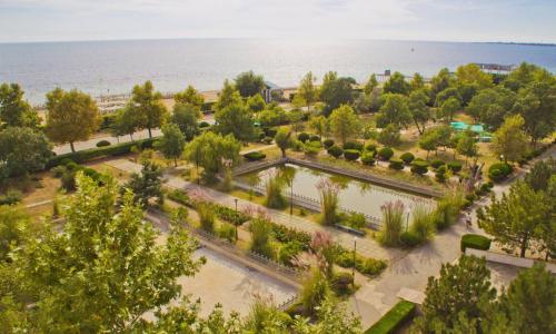 Санаторий Приморье Евпатория - Фото 7. Территория