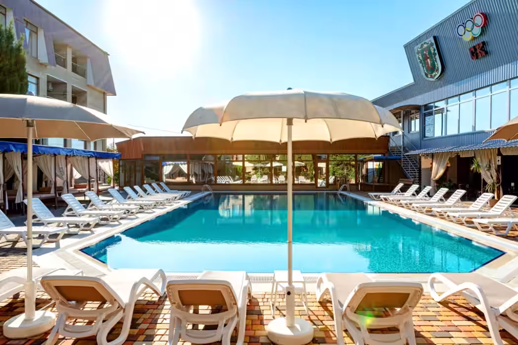 Отель Медведь Резорт Коктебель, Феодосия - Фото 1. «Medved Resort» / «Медведь Резорт» отель
