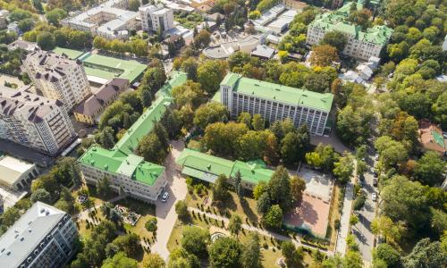 Санаторий Анджиевского Ессентуки - Фото 19. Анджиевского санаторий_территория (18)