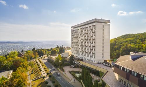 Санаторий Родник Пятигорск - Фото 1. Фасад
