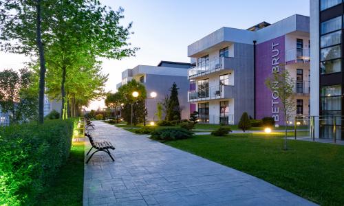 Отель Beton Brut Ultra All Inclusive SPA Витязево, Анапа - Фото 8. Территория