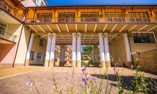 Санаторий Радуга Кисловодск - Фото 7. Территория