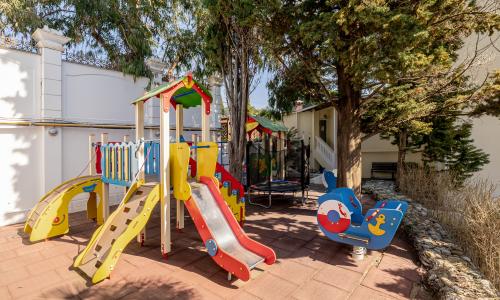 Отель «Ranovsky Park» Сочи - Фото 28. Детская площадка