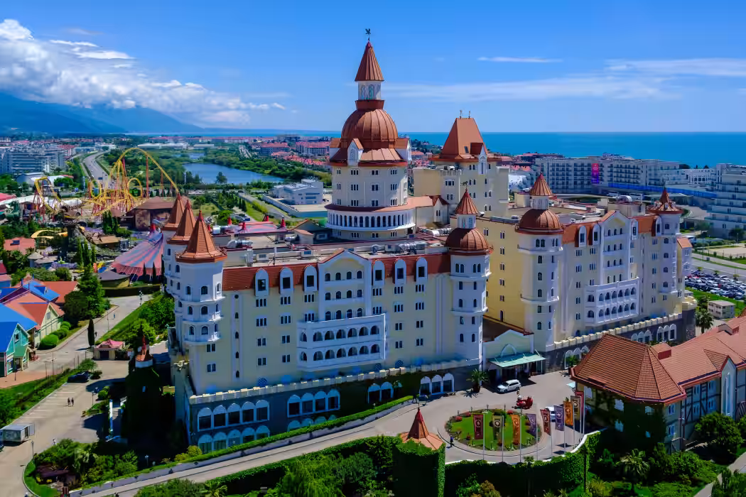 Отель Богатырь Адлер, Сочи - Фото 1. Фасад