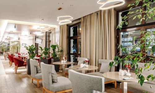 Отель Эрбелия от Васта (ex. Mercure Rosa Khutor) Роза Хутор, Сочи - Фото 24. Ресторан