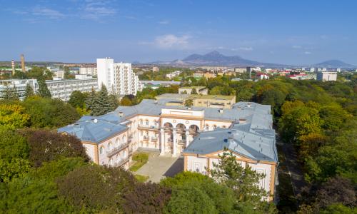 Санаторий Целебный Ключ Ессентуки - Фото 3. Территория
