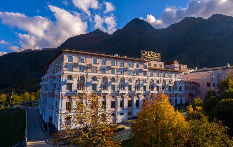 Отель RIXOS Krasnaya Polyana Sochi Эсто-Садок, Красная Поляна, Сочи - Фото 1. Внешний вид