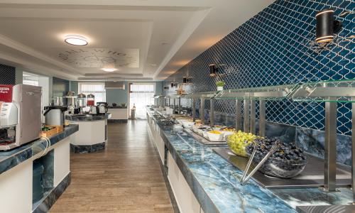 Alex Resort & Spa Hotel Гагра - Фото 33. Ресторан Шведской линии Хемингуэй