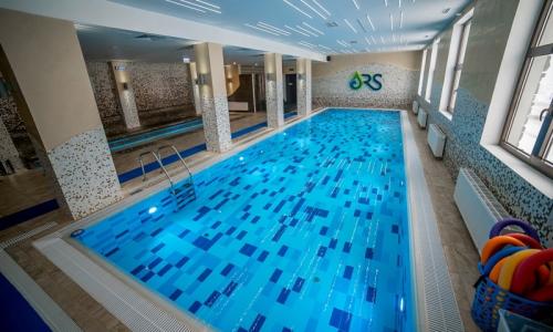 Отель ROSA SPRINGS Роза Хутор, Сочи - Фото 3. Бассейн