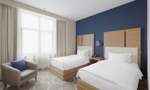 Отель Novotel Resort and spa Krasnaya Polyana Эсто-Садок, Сочи - Фото 2. Супериор 2-местный (вид на город) ТВИН