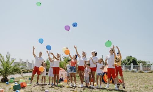 Отель Бридж Резорт / Bridge Resort Сочи - Фото 70. Аниматоры