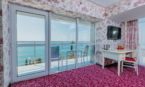 Отель Сити Парк Сочи (City Park Hotel Sochi) Сочи - Фото 46. Студио с террасой