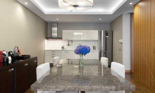 Sochi Marriott Krasnaya Polyana Красная Поляна, Сочи - Фото 105. Апартаменты 2-местные 2-комнатные Улучшенные (с 1 спальней)