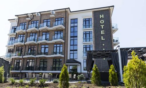«Lotus Hotel & SPA» / «Лотос СПА» отель Геленджик - Фото 1. Внешний вид