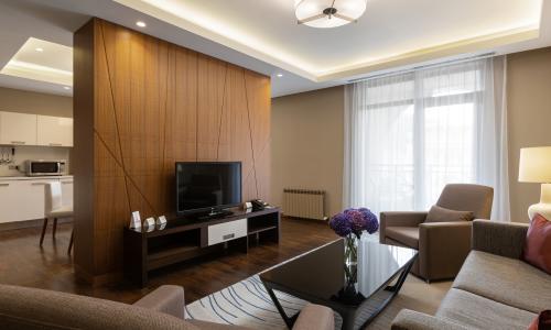 Sochi Marriott Krasnaya Polyana Красная Поляна, Сочи - Фото 91. Апартаменты 6-местные 4-комнатные (с 3 спальнями)