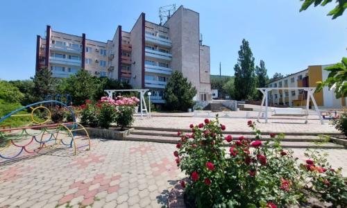 Пансионат «Приморский» Кабардинка, Геленджик - Фото 1. Внешний вид
