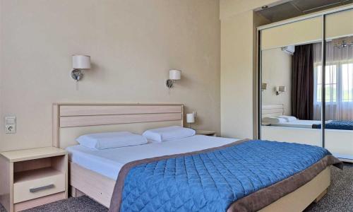 Санаторий Зеленая Долина Туапсе - Фото 84. Люкс 2-местный 3-комнатный