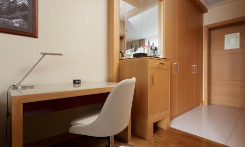 Отель Novotel Resort and spa Krasnaya Polyana Эсто-Садок, Сочи - Фото 56. Делюкс 2-местный