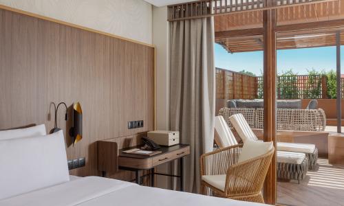 Miracleon Fюnf Luxury Resort SPA Anapa Витязево, Анапа - Фото 60. Люкс 4-местный 2-комнатный (с приватной террасой)