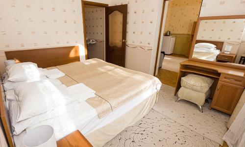 Санаторий Целебный Ключ Ессентуки - Фото 46. Люкс 2-местный 2-комнатный (314)