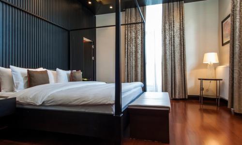 Отель Novotel Resort and spa Krasnaya Polyana Эсто-Садок, Сочи - Фото 39. Люкс 6-местный 2-комнатный Президентский