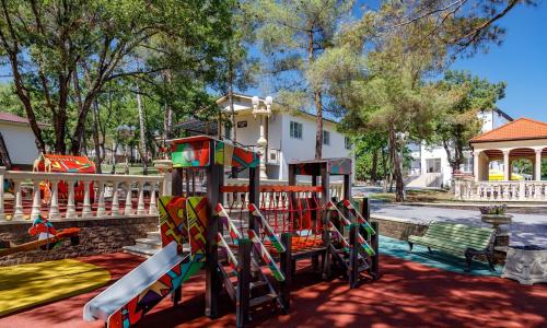 Пансионат «Талка Village» Дивноморское, Геленджик - Фото 26. Детская площадка