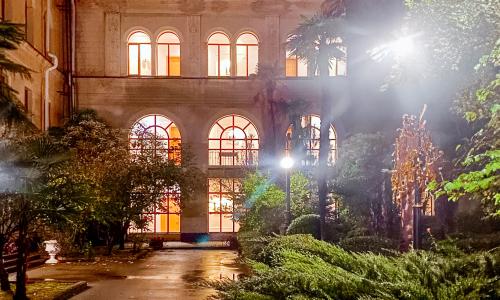 Amra Park-hotel SPA Гагра - Фото 39. Территория