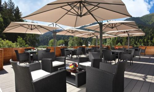 Premium Village Arkhyz﻿ / Премиум Виладж Архыз апарт-отель Архыз - Фото 18. Ресторан